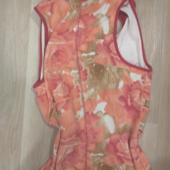 Sexy, flirty Guess  summer dress - Picture 6 of 8